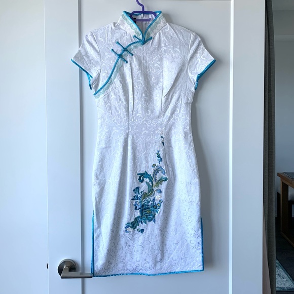 New! Qipao Chinese Traditional Dress - Picture 1 of 7